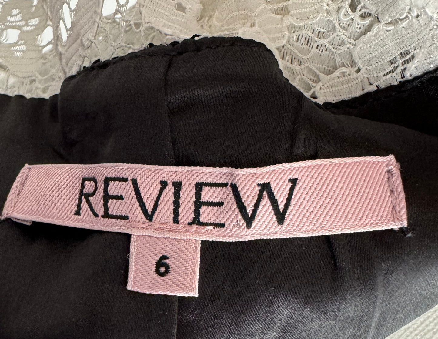 Review Black and White Lace Dress